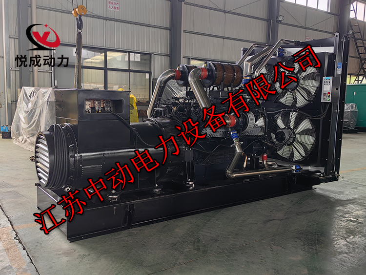 YC30H1665松柴动力1300KW柴油发电机组